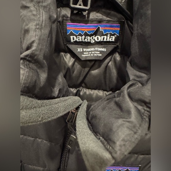 Patagonia Women's Down Sweater Vest size Xsmall NWOT - Picture 9 of 16